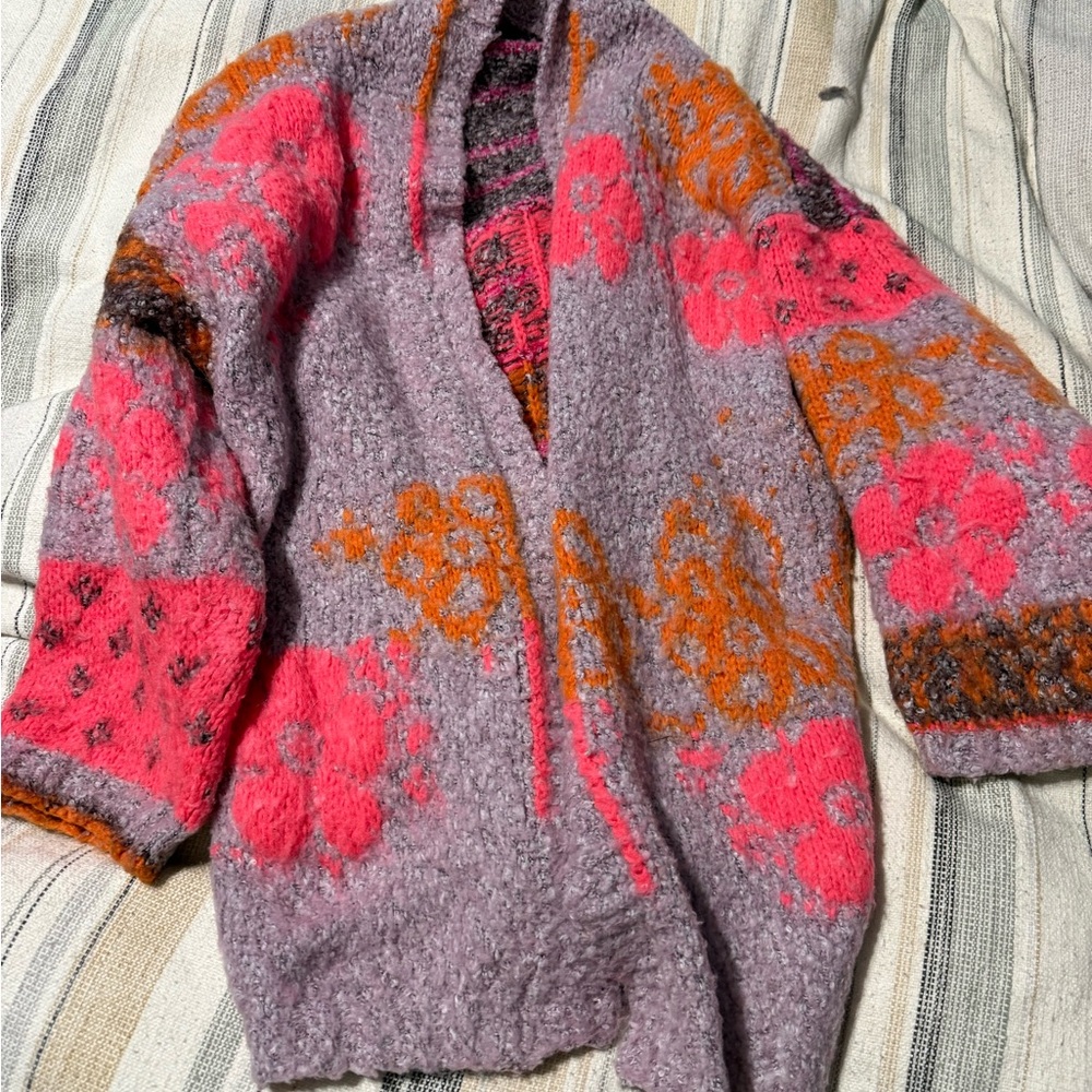 Free people gather me close cardi in passion flower combo/pink rose - Picture 2 of 5